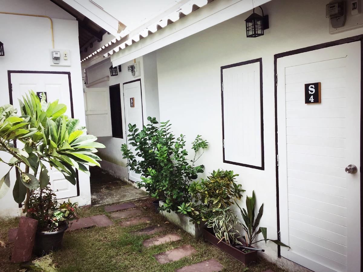 Hotel Tommy Huts à Chiang Mai Extérieur photo