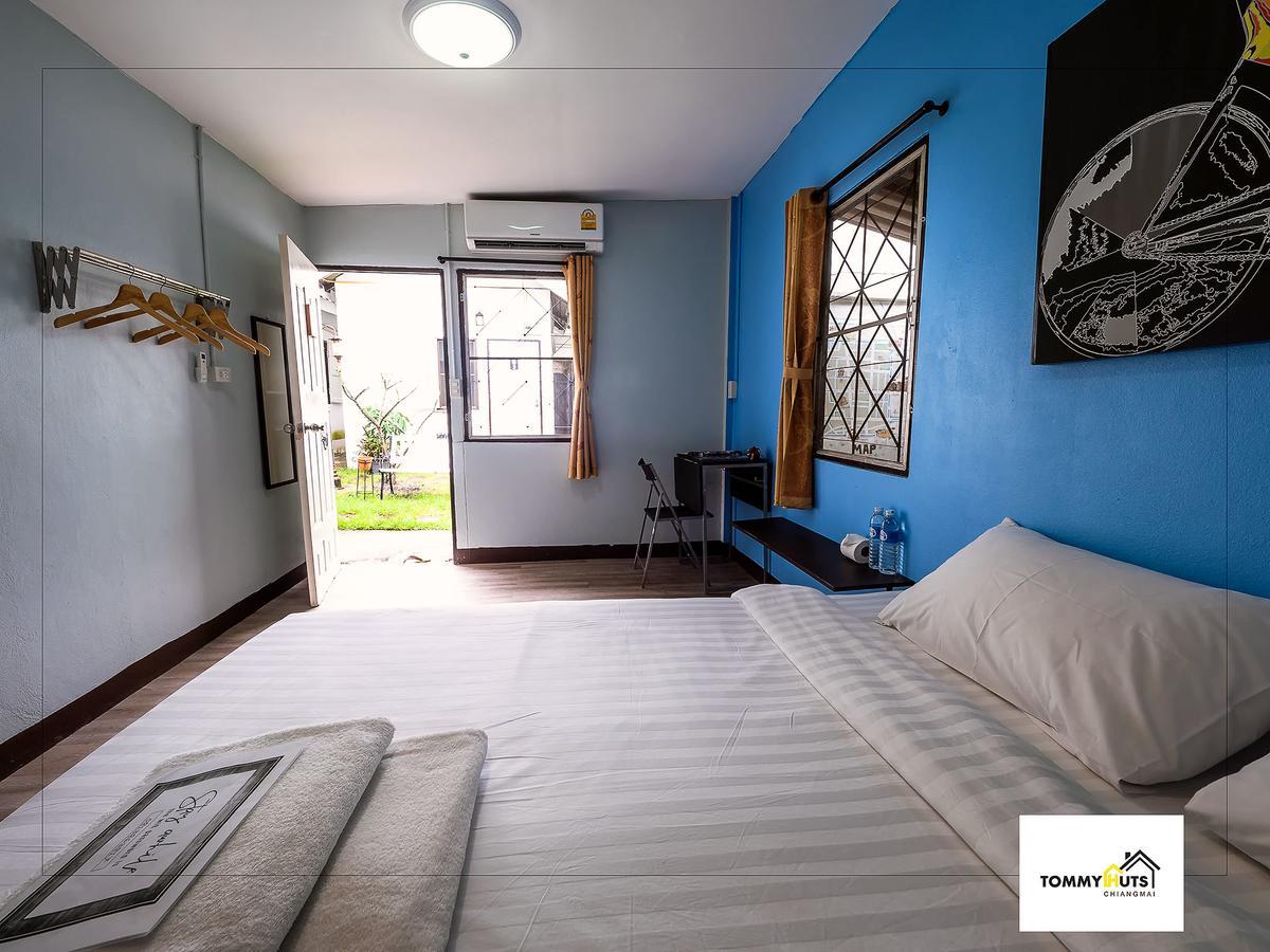 Hotel Tommy Huts à Chiang Mai Extérieur photo