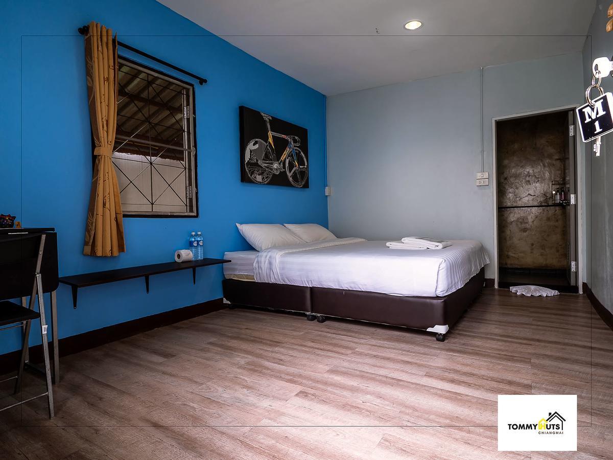 Hotel Tommy Huts à Chiang Mai Extérieur photo