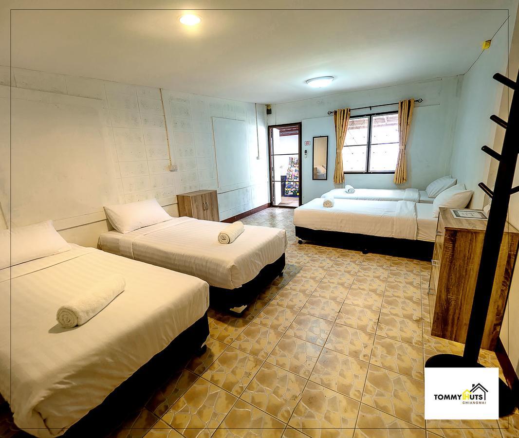 Hotel Tommy Huts à Chiang Mai Extérieur photo